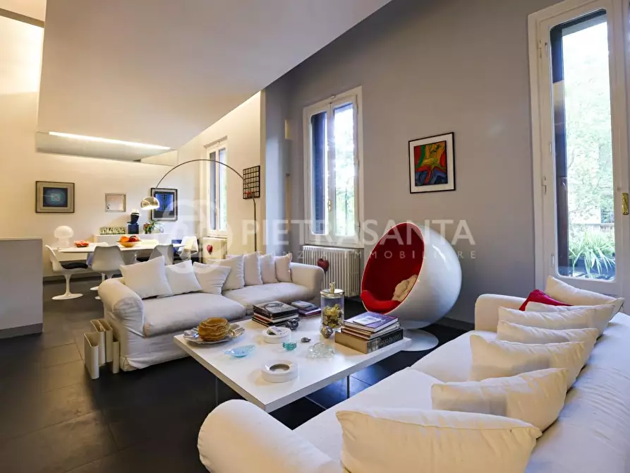 Immagine 1 di Appartamento in vendita  a Firenze