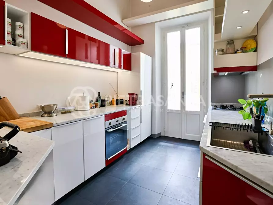 Immagine 12 di Appartamento in vendita  a Firenze