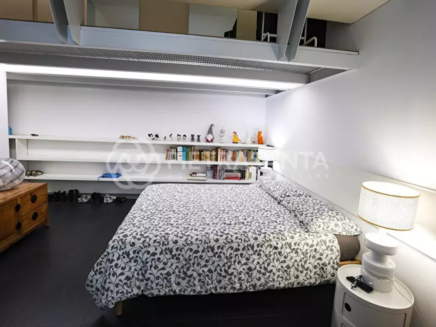 Immagine 77 di Appartamento in vendita  a Firenze