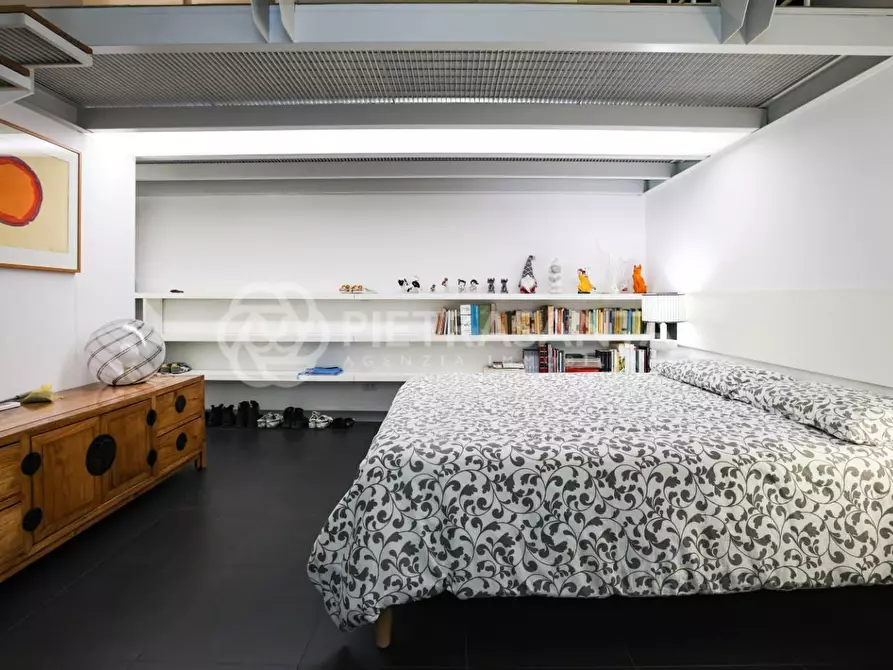 Immagine 78 di Appartamento in vendita  a Firenze
