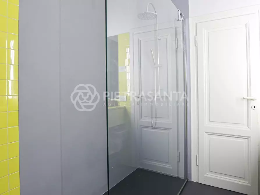 Immagine 62 di Appartamento in vendita  a Firenze