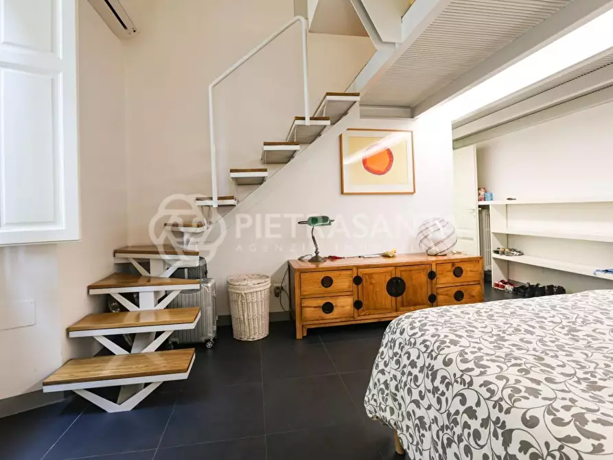 Immagine 79 di Appartamento in vendita  a Firenze