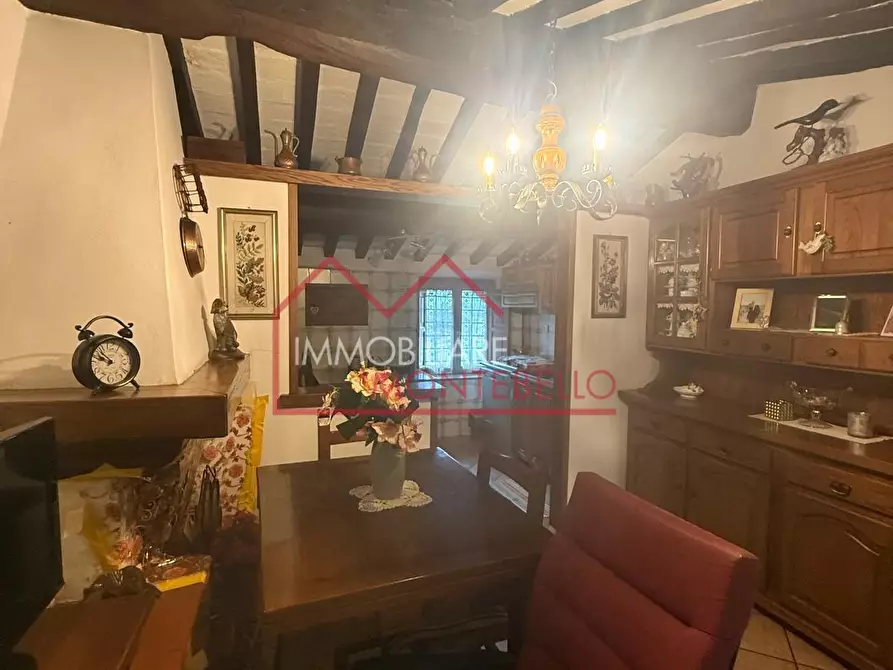 Immagine 13 di Appartamento in vendita  a Camaiore