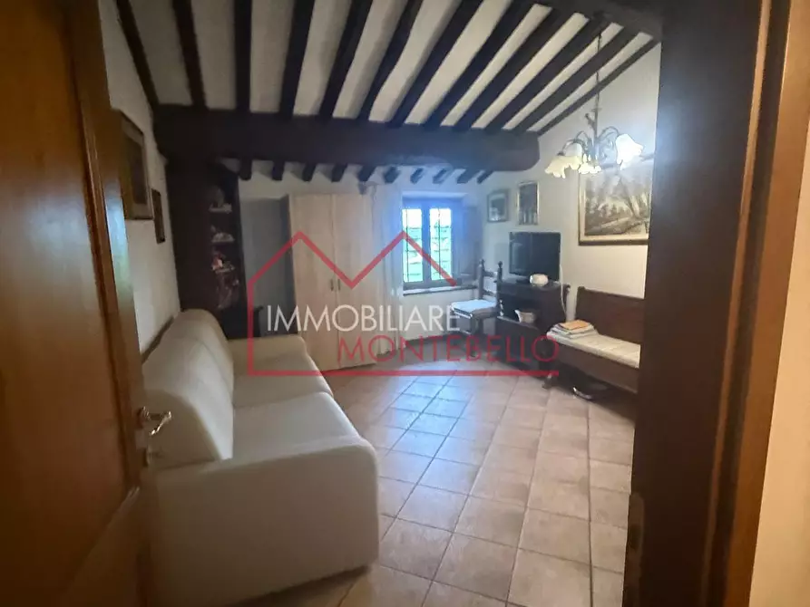 Immagine 14 di Appartamento in vendita  a Camaiore