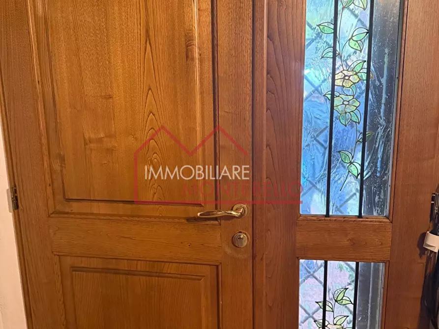 Immagine 10 di Appartamento in vendita  a Camaiore