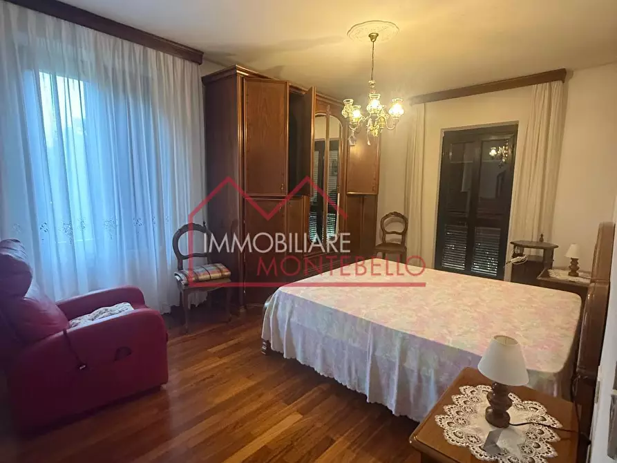 Immagine 9 di Appartamento in vendita  a Camaiore