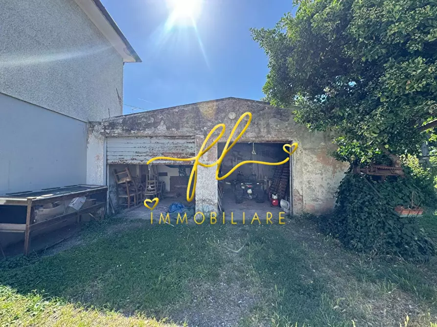 Immagine 27 di Terratetto in vendita  a Collesalvetti