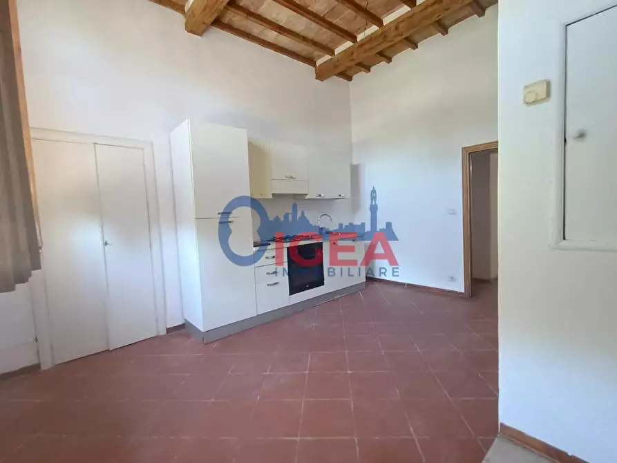 Immagine 1 di Appartamento in vendita  a Siena