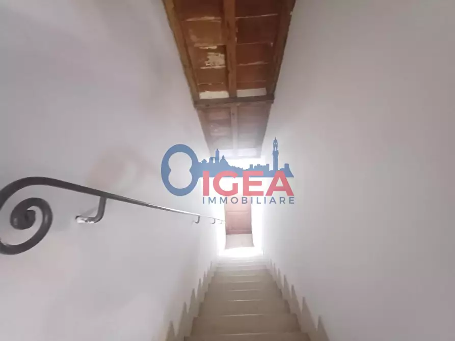 Immagine 23 di Appartamento in vendita  a Siena