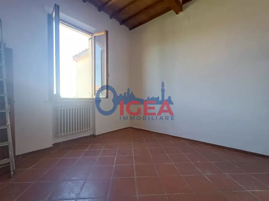 Immagine 10 di Appartamento in vendita  a Siena
