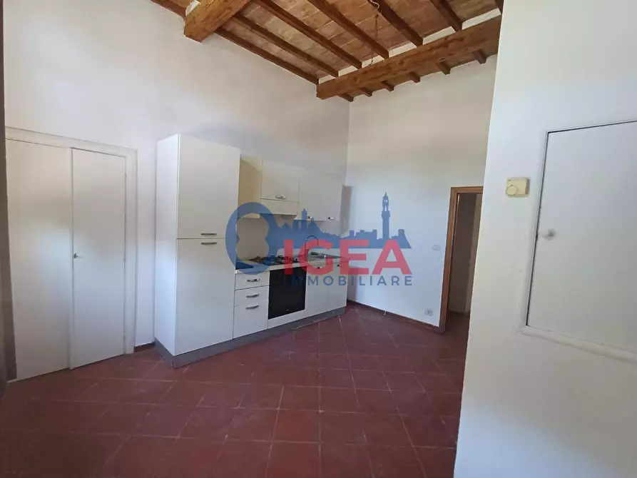 Immagine 5 di Appartamento in vendita  a Siena