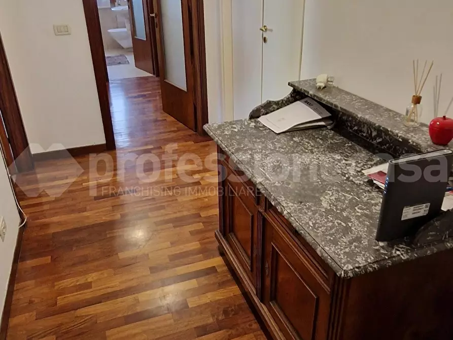 Immagine 7 di Appartamento in affitto  a Pisa