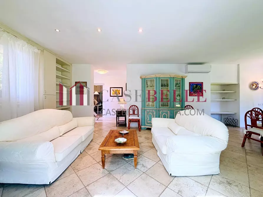 Immagine 9 di Casa colonica in affitto  a Pietrasanta