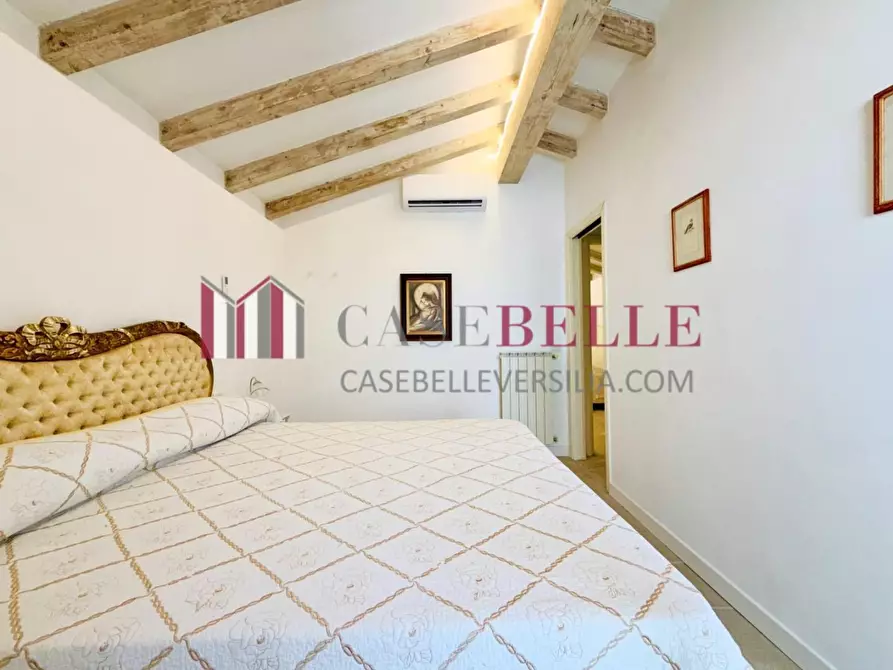 Immagine 46 di Casa colonica in affitto  a Pietrasanta