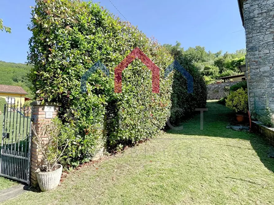 Immagine 93 di Casa indipendente in vendita  a Pescaglia