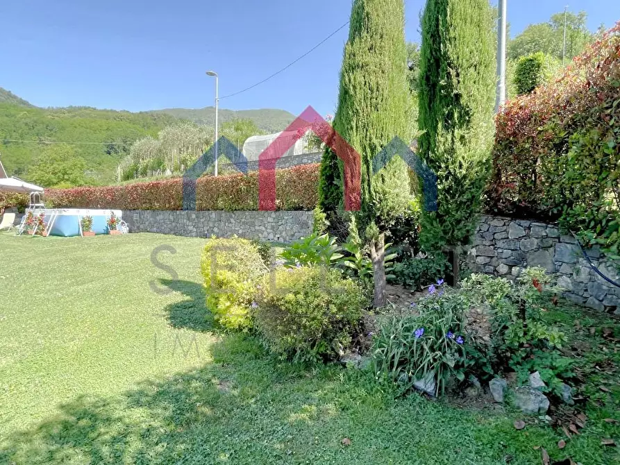 Immagine 89 di Casa indipendente in vendita  a Pescaglia