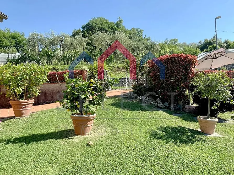 Immagine 57 di Casa indipendente in vendita  a Pescaglia