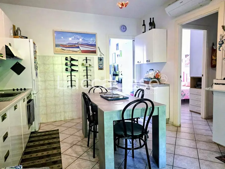 Immagine 4 di Appartamento in vendita  a Pietrasanta