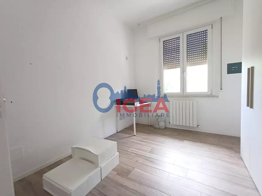Immagine 3 di Appartamento in affitto  a Siena