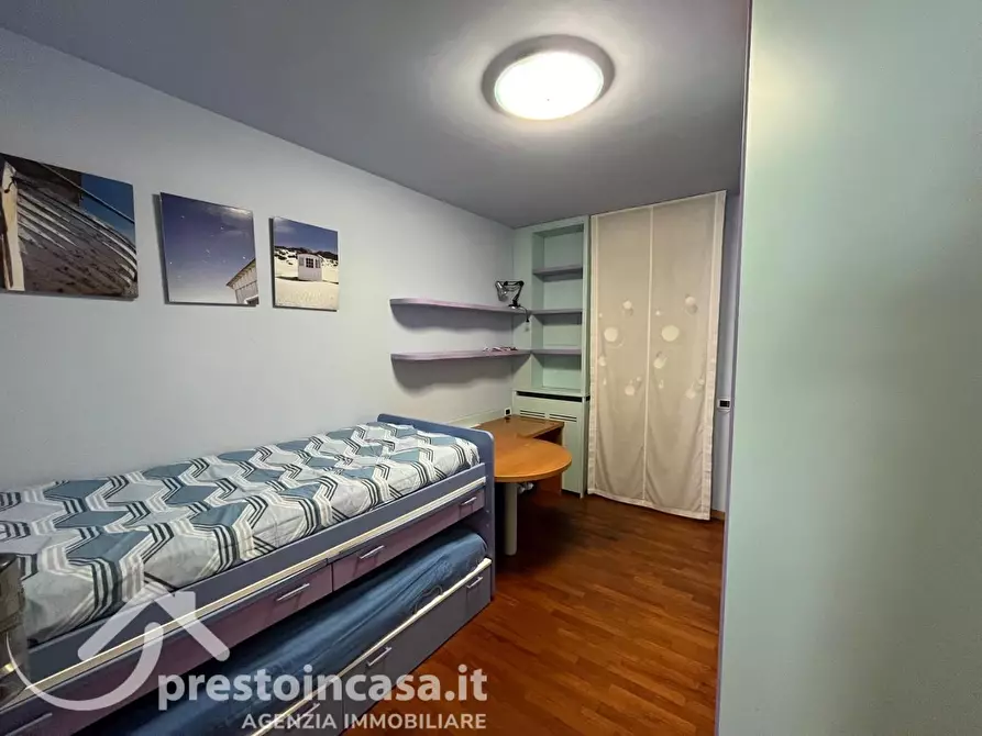 Immagine 25 di Appartamento in vendita  a Viareggio
