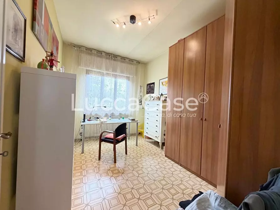 Immagine 21 di Villa in vendita  a Capannori