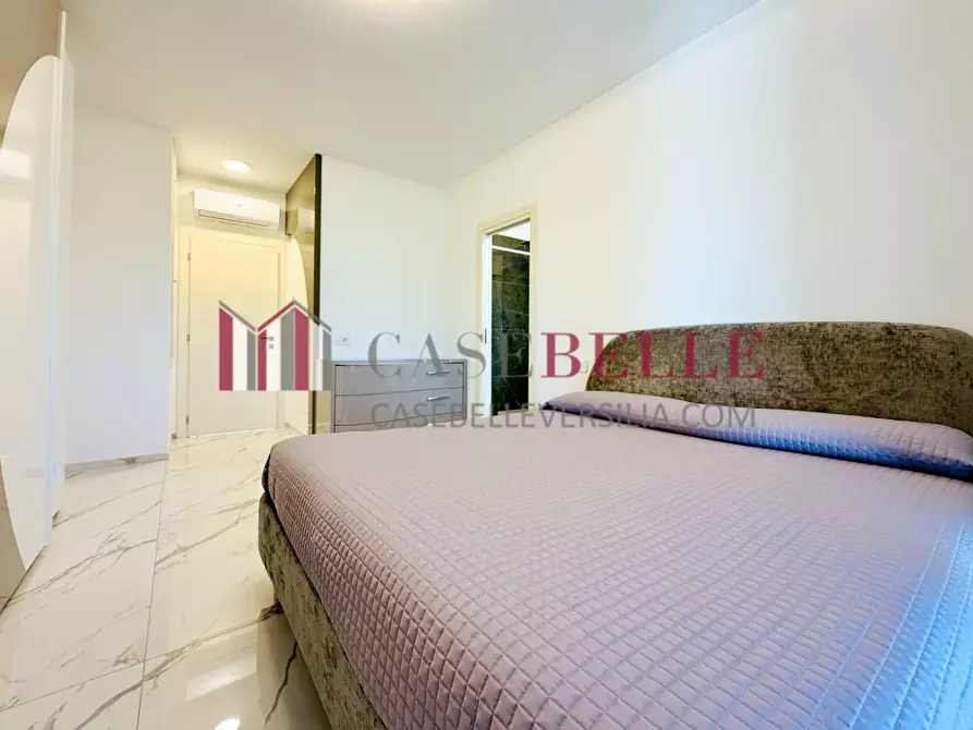 Immagine 35 di Villa in vendita  a Pietrasanta