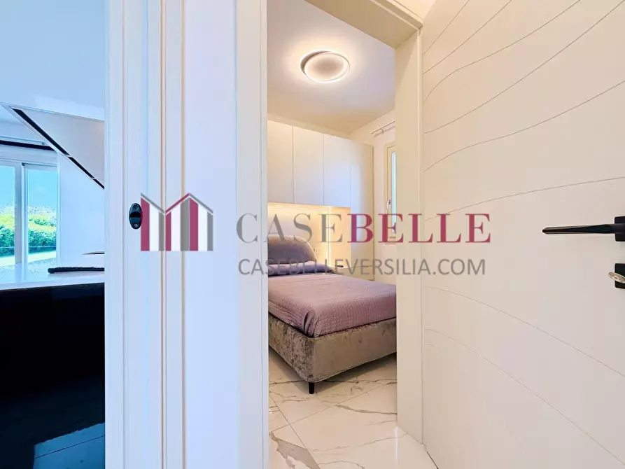 Immagine 15 di Villa in vendita  a Pietrasanta