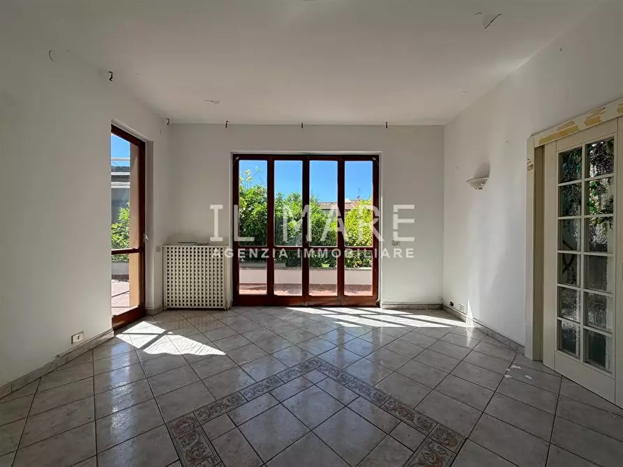 Immagine 8 di Appartamento in vendita  a Massa