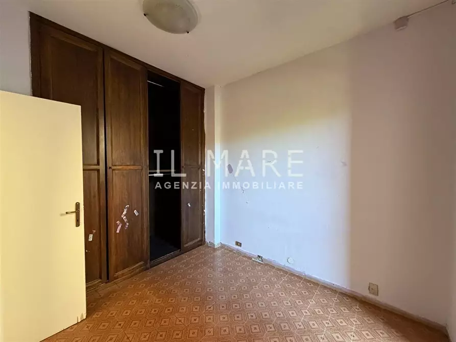 Immagine 19 di Appartamento in vendita  a Massa