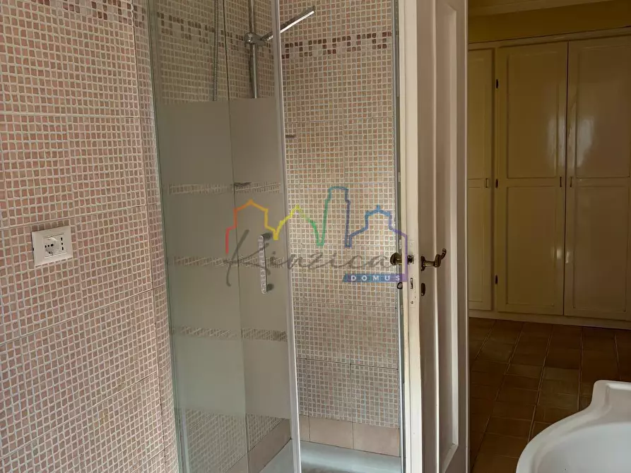 Immagine 10 di Appartamento in vendita  a Pisa