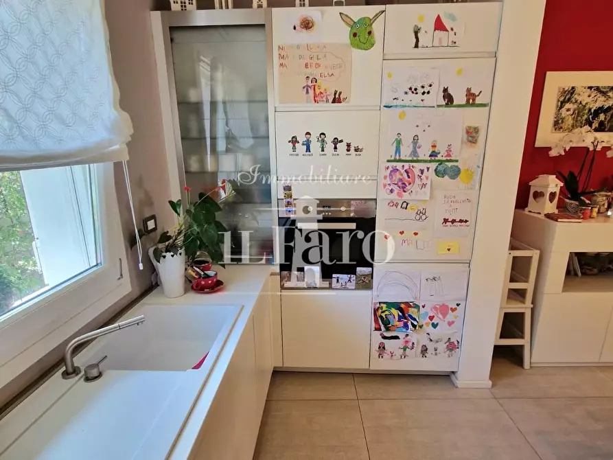 Immagine 28 di Villetta a schiera in vendita  a Campi Bisenzio