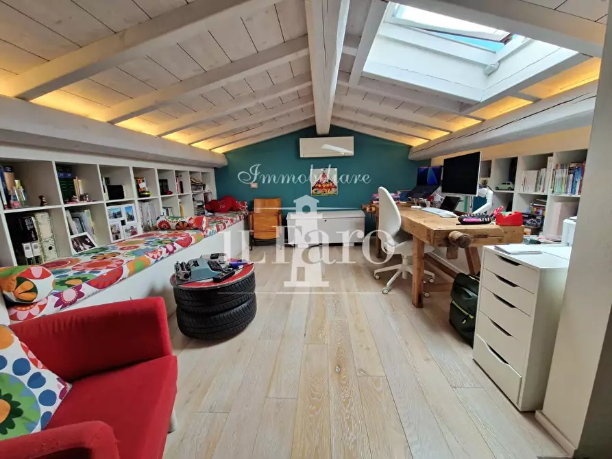 Immagine 50 di Villetta a schiera in vendita  a Campi Bisenzio