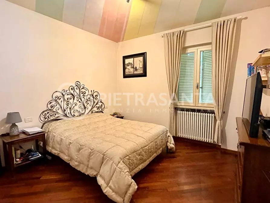 Immagine 8 di Villa in vendita  a Pietrasanta