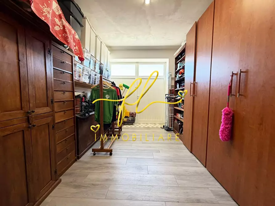 Immagine 40 di Appartamento in vendita  a Montescudaio