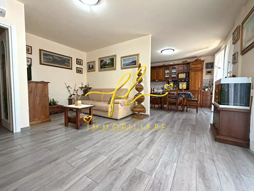 Immagine 27 di Appartamento in vendita  a Montescudaio
