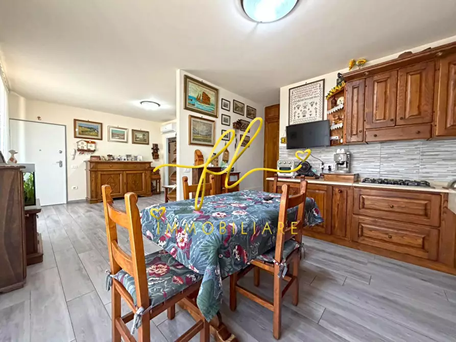 Immagine 20 di Appartamento in vendita  a Montescudaio