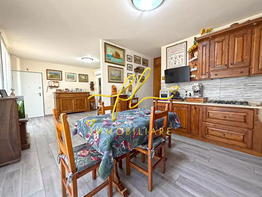 Immagine 22 di Appartamento in vendita  a Montescudaio