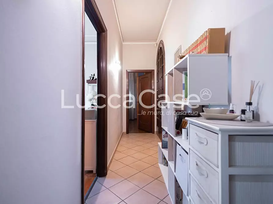 Immagine 18 di Appartamento in vendita  a Capannori