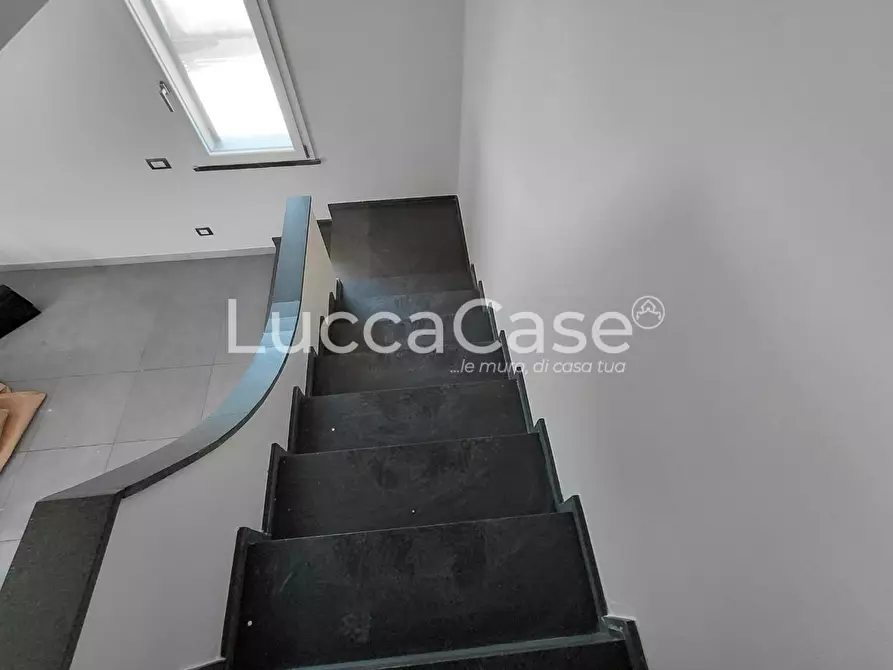 Immagine 6 di Villa in vendita  a Altopascio