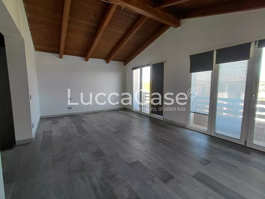 Immagine 13 di Villa in vendita  a Altopascio