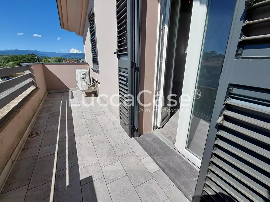 Immagine 8 di Villa in vendita  a Altopascio