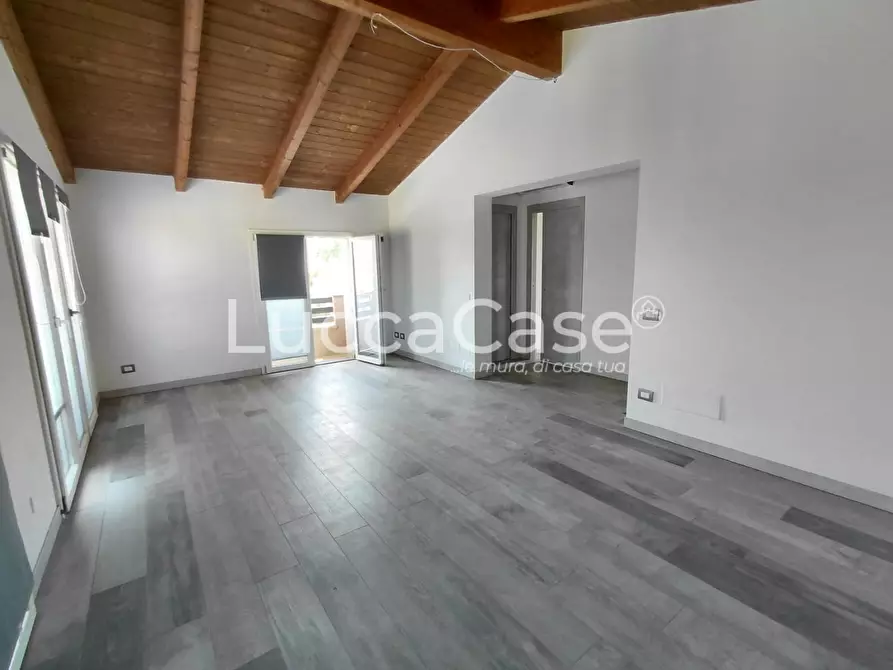 Immagine 31 di Villa in vendita  a Altopascio