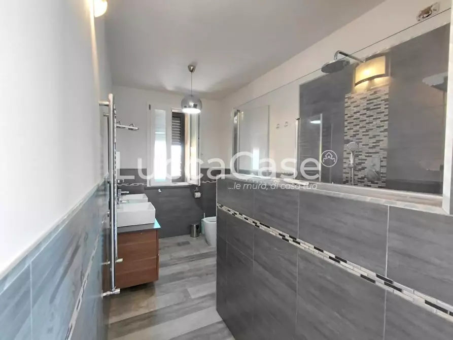Immagine 16 di Villa in vendita  a Altopascio