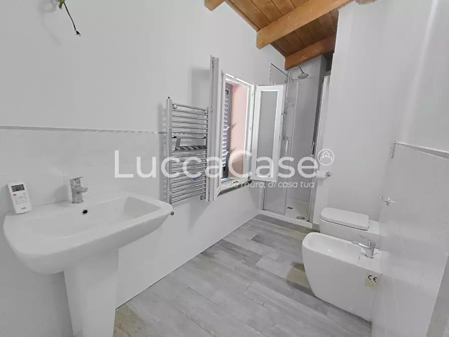 Immagine 5 di Villa in vendita  a Altopascio