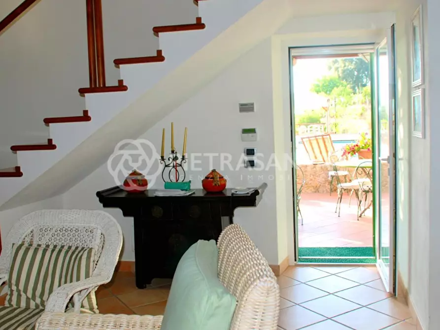Immagine 19 di Villa in vendita  a Pietrasanta