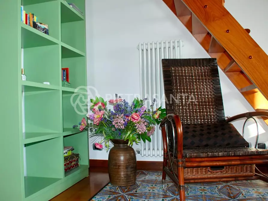 Immagine 17 di Villa in vendita  a Pietrasanta