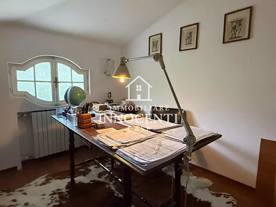 Immagine 36 di Villa in vendita  a Massa