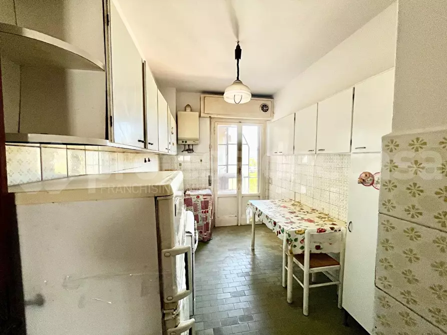 Immagine 6 di Appartamento in vendita  a Pisa