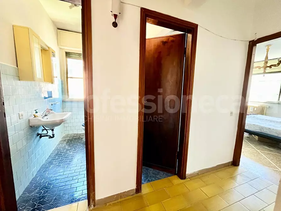 Immagine 13 di Appartamento in vendita  a Pisa