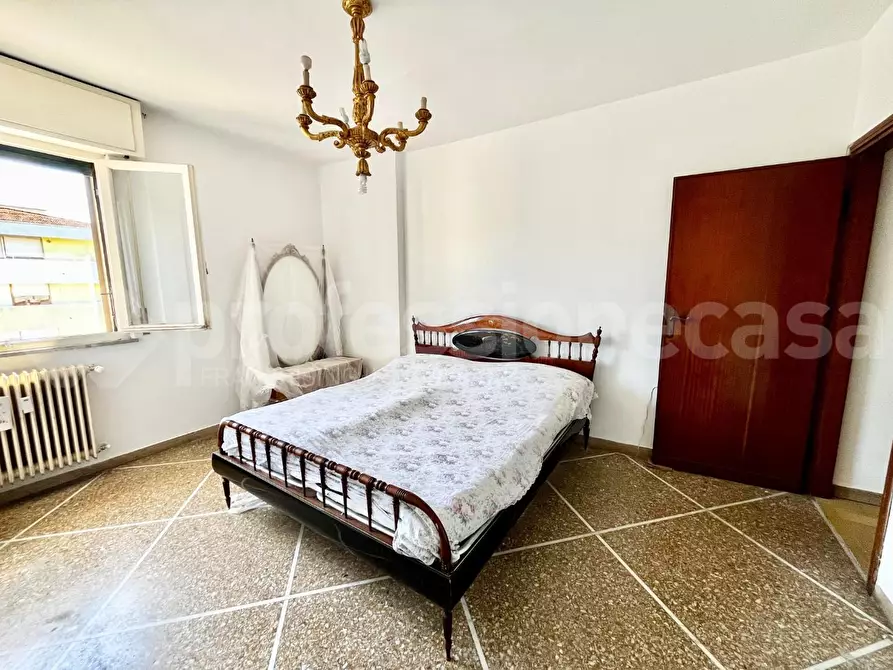 Immagine 15 di Appartamento in vendita  a Pisa